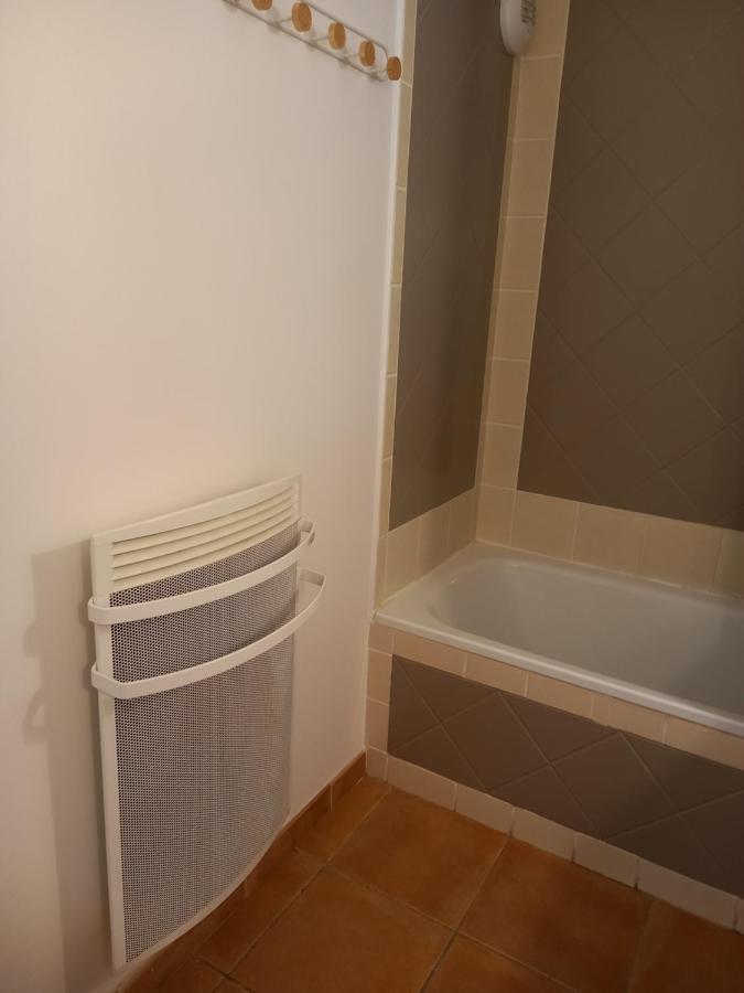 Appartement Cosy Pour Un Sejour Bien-Etre Climatise Saumane-de-Vaucluse Eksteriør bilde
